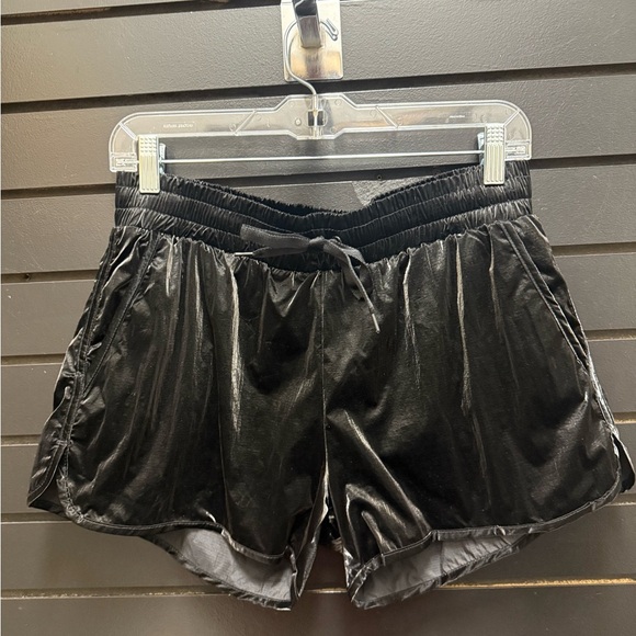 ZYIA Pants - ZYIA Midnight Gloss Bomber Shorts Size L